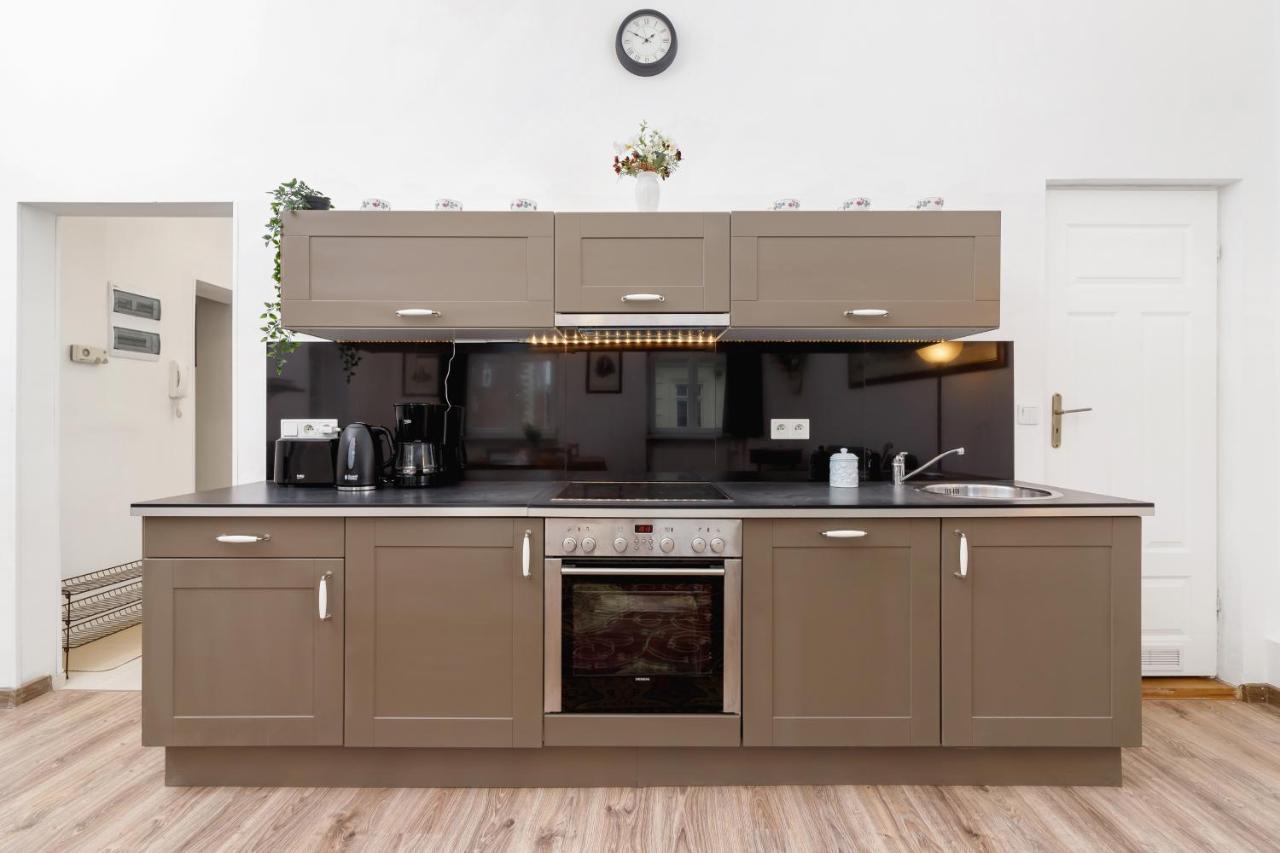 Apartment Pijarska Krakow By Noclegi Renters ภายนอก รูปภาพ