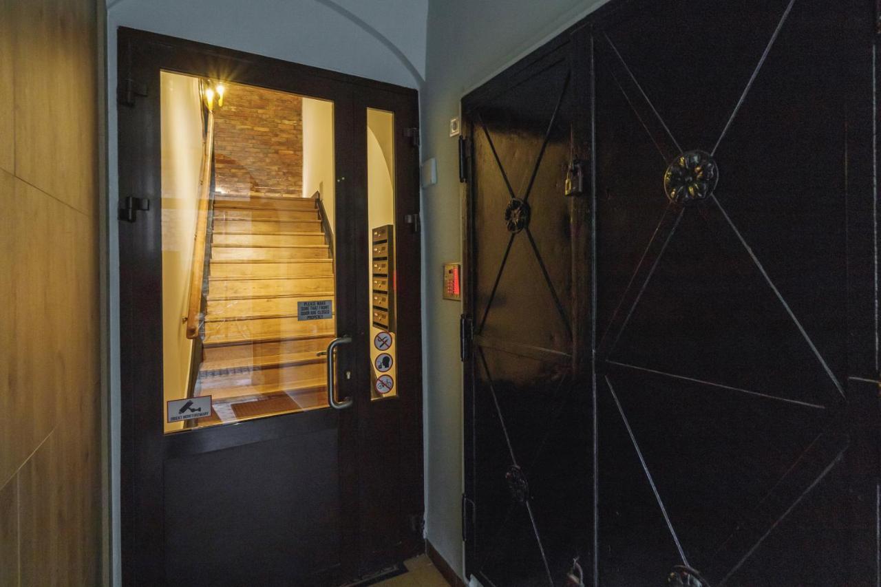 Apartment Pijarska Krakow By Noclegi Renters ภายนอก รูปภาพ